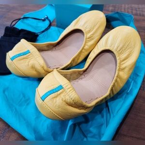 Like New Mustard Yellow Tieks Shoes - Ballet Flats - Size 9